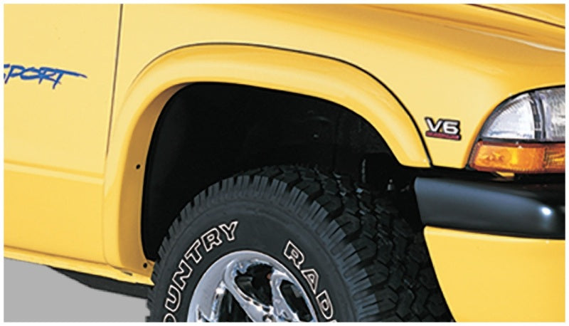Bushwacker 97-04 Dodge Dakota Fleetside Extend-A-Fender Style Flares 4 pièces - Noir