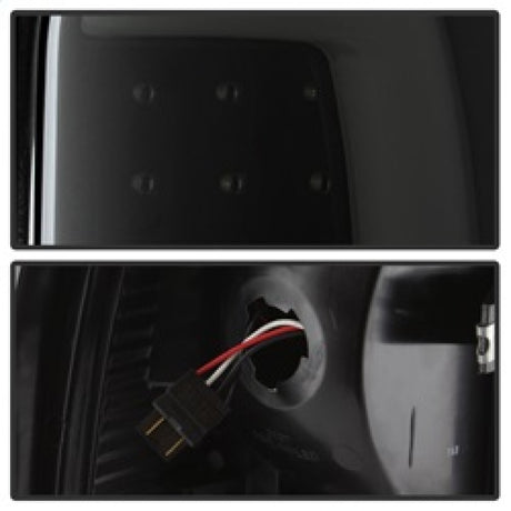 xTune Dodge Ram 1500 94-01 Feux arrière - Barre lumineuse LED - Noir ALT-ON-DRAM94V3-LBLED-BSM