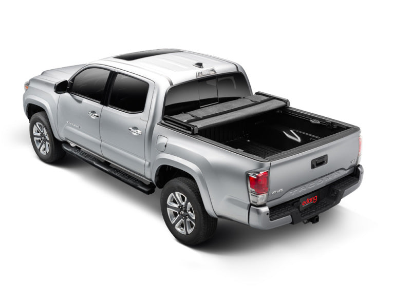 Extang 2022 Toyota Tundra (5 pieds 6 pouces) fonctionne avec le système ferroviaire Trifecta 2.0