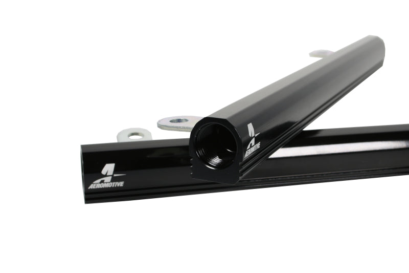 Rails de carburant pour jet Ford Cobra Aeromotive 2010