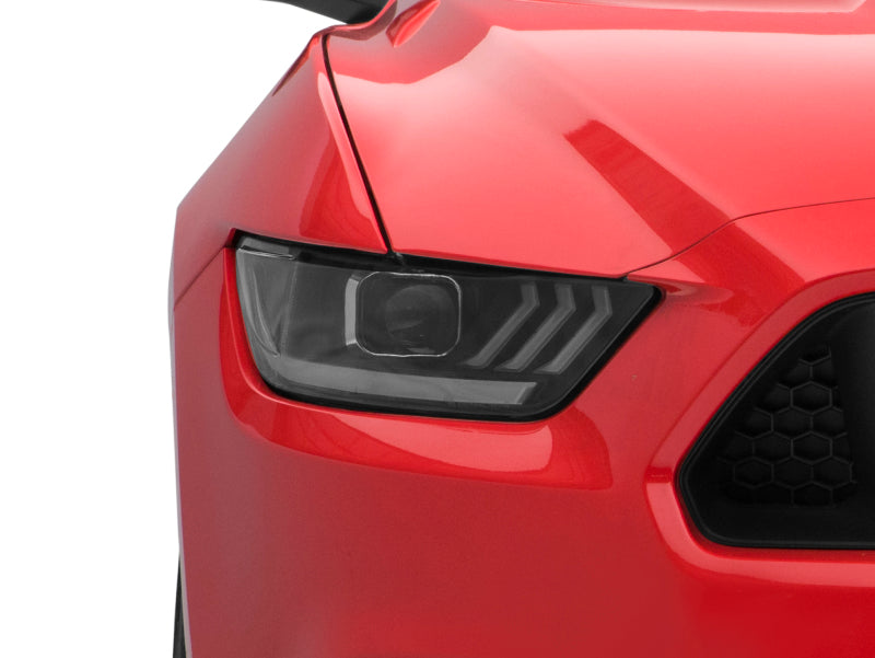 Phares de projecteur Raxiom 15-17 Ford Mustang Ampoules HID OEM - Boîtier noir (lentille transparente)