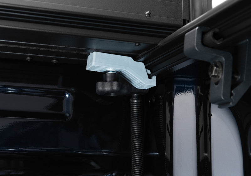 Housse de protection pour benne Armor Flex de 8 pieds pour Ford F-150 Crew Cab 2021+ de UnderCover