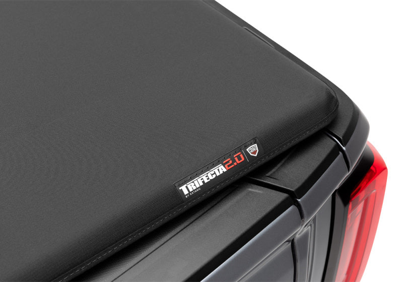 Extang 2019 Chevy/GMC Silverado/Sierra 1500 (nouveau style de carrosserie - 5 pieds 8 pouces) Trifecta Signature 2.0