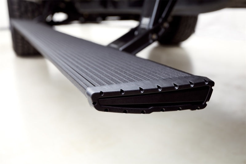 AMP Research 19-22 Ram 1500 Crew Cab PowerStep Xtreme - Noir (avec éclairage de style OEM)