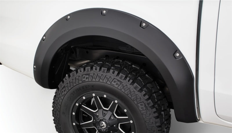 Élargisseurs de benne Bushwacker 11-15 Ford Ranger T6 Pocket Style 2 pièces 60,0/61,0 pouces - Noir