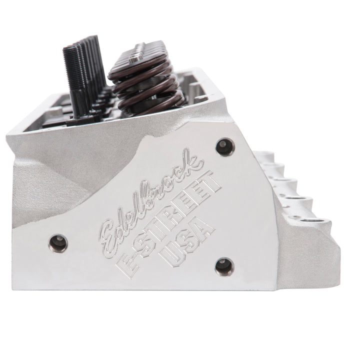 Culasses Edelbrock E-Street SB-Ford avec soupapes d'admission de 1 90 po, emballées complètement par paires