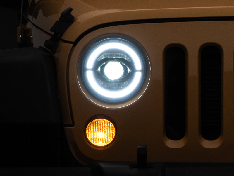 Phares à LED Raxiom 07-18 Jeep Wrangler JK Axial Series - Boîtier noir (lentille transparente)