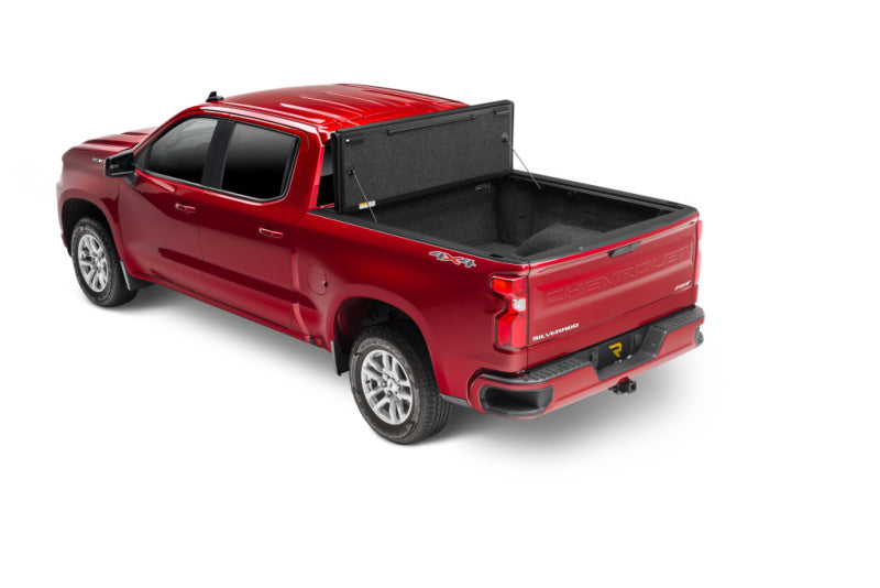 UnderCover 14-18 Chevy Silverado 1500 (19 Legacy) 5.8ft Ultra Flex Bed Cover - Black Textured