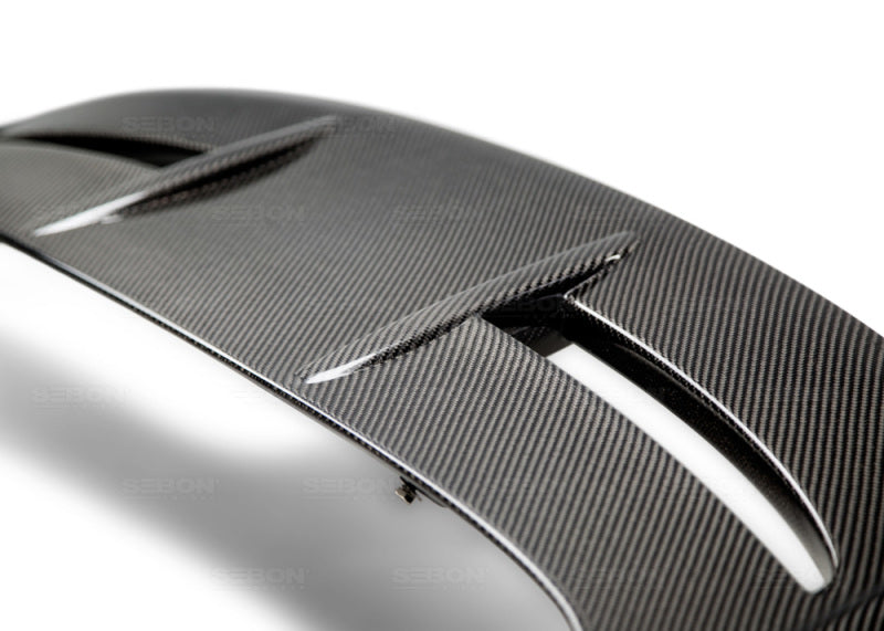 Aileron arrière en fibre de carbone de style ST pour Ford Fiesta (Hatchback) 11-15 de Seibon