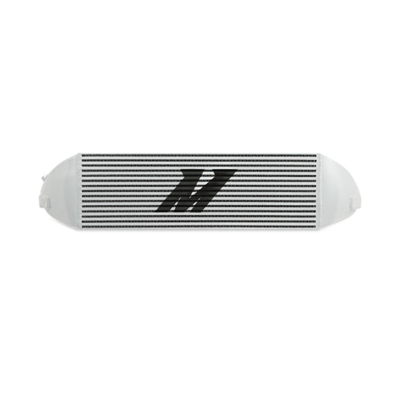 Intercooler argenté Mishimoto 2013+ Ford Focus ST avec tuyaux noirs