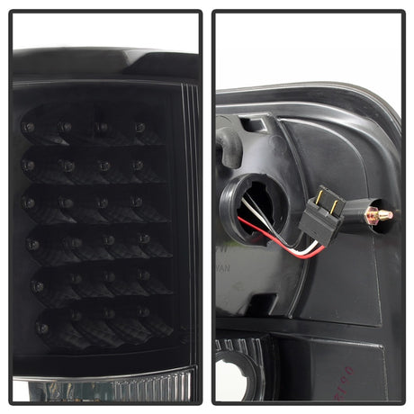 Feux arrière à LED Xtune Ford F150 Styleside 04-08 (ne convient pas aux modèles Heritage et SVT) Noir ALT-ON-FF15004-LED-BK