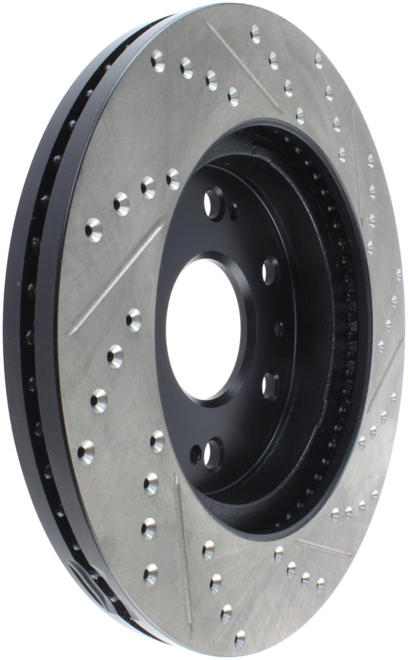 Rotor avant droit rainuré et percé StopTech 05-10 GMC Sierra 1500 (avec tambour arrière) / 07-09 GMC Yukon