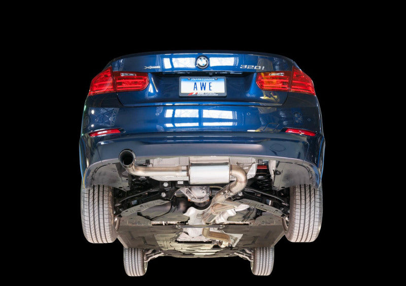 Échappement AWE Tuning BMW F30 320i Touring avec tuyau intermédiaire Performance - Embout chromé argenté (90 mm)