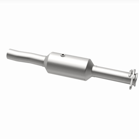 Convertisseur catalytique MagnaFlow 09-10 Ford F-550 Super Duty V10 6,8 L à montage direct sur le soubassement arrière