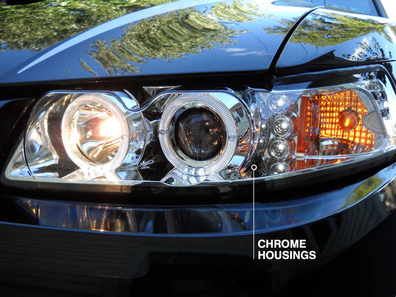 Phares de projecteur à double LED Raxiom pour Ford Mustang 99-04 - Boîtier chromé (lentille transparente)