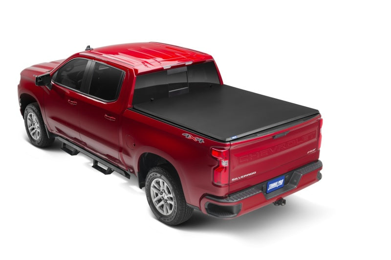 Tonno Pro 20-21 GM 2500/3500HD 8ft w/o Factory Side Storage Boxes Tonno Fold Tri-Fold Tonneau Cover