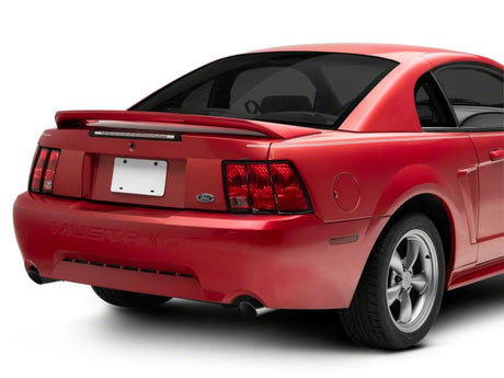 Feu stop arrière à LED Raxiom 99-04 Ford Mustang à l'exclusion du modèle 03-04 Cobra Axial Series - Lentille transparente