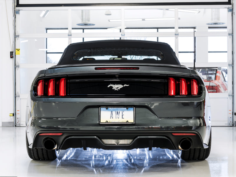 Échappement arrière EcoBoost AWE Tuning S550 Mustang - Édition Touring (embouts noirs diamantés)