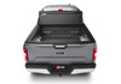 Housse de caisse BAKFlip MX4 de 8 pieds pour Ford F-150 Regular Cab et Super Cab 2021+ de BAK - Finition mate