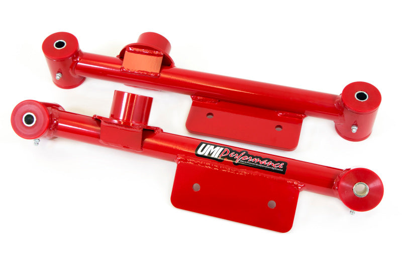 Bras de suspension inférieurs arrière UMI Performance pour Ford Mustang 79-98