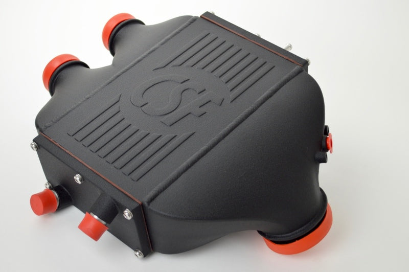 Refroidisseur d'air de suralimentation à montage supérieur CSF 2014+ pour BMW M3/M4 (F8X) - Noir froissé