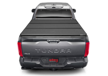 Extang 22-23 Toyota Tundra (caisse de 5 pi 6 po) ALX à caisse solide et pliable