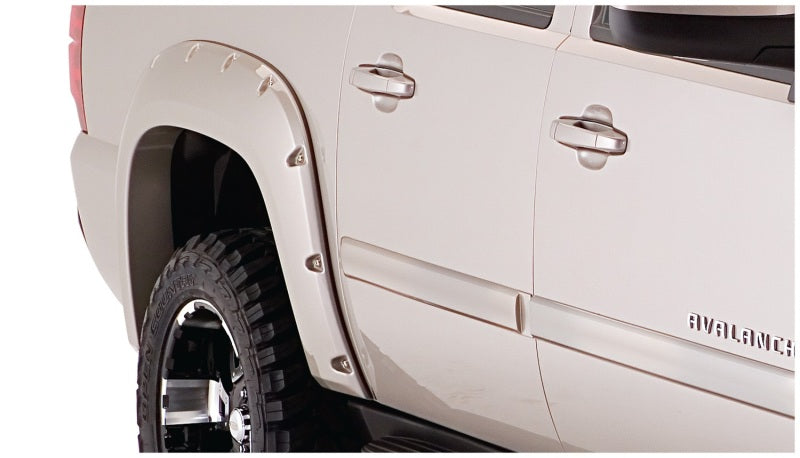 Bushwacker 07-13 Chevy Avalanche Pocket Style Flares 4pc - Noir