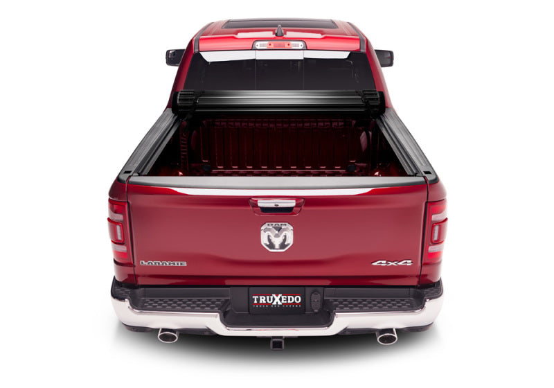 Truxedo 19-21 RAM 1500 (nouvelle carrosserie) avec hayon multifonction 5 pieds 7 pouces Sentry CT couvre-caisse