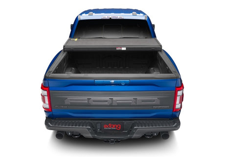 Extang 16-23 Nissan Titan XD avec système de rails (caisse de 6 pi 7 po) ALX à pliage solide