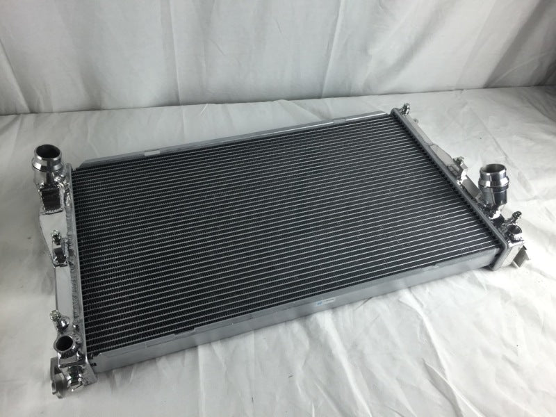 Radiateur CSF 2011+ BMW Série 1 M / 07-11 BMW 335i / 2009+ BMW Z4 sDrive30i/Z4 sDrive35i (A/T uniquement)