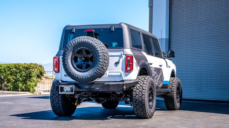 Échappement Borla 21-22 Ford Bronco 2.3L 4WD Touring Axle Back avec embouts revêtus de noir