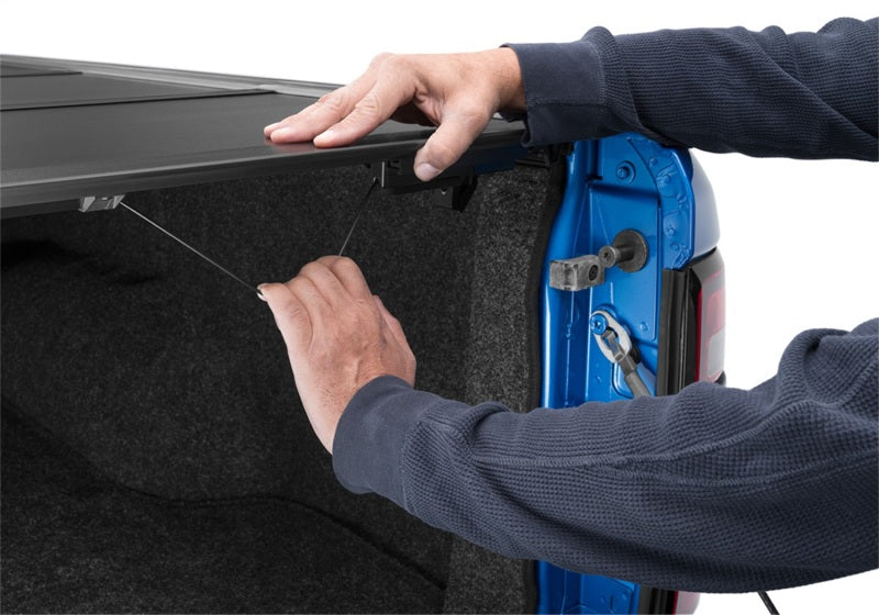 Housse de caisse UnderCover 19-20 Ram 1500 5,7 pi Ultra Flex - Finition noir mat