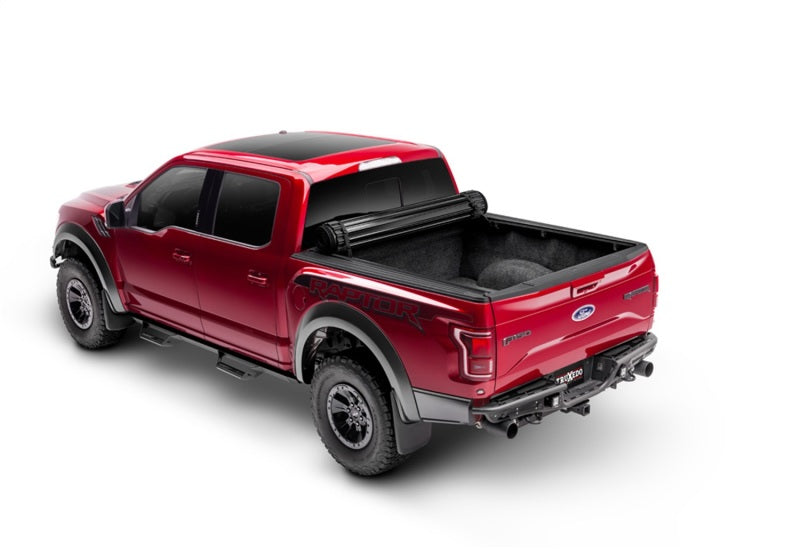 Housse de caisse Sentry CT pour Nissan Titan 16-20 de Truxedo 6 pieds 6 pouces