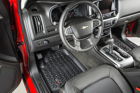 Revêtement de plancher avant Rugged Ridge noir pour Chevrolet / GMC Colorado / Canyon à cabine allongée 2015-2019