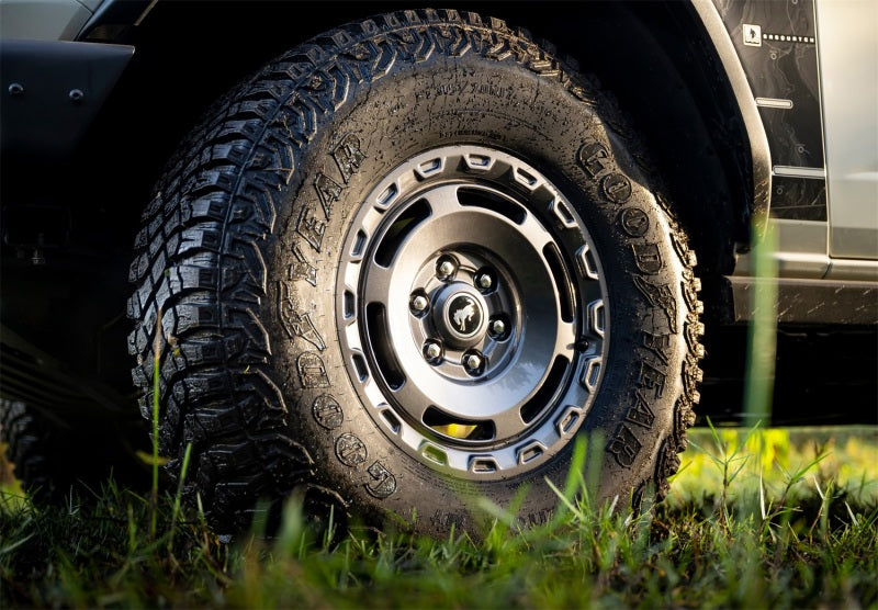 Kit de roues Ford Racing 21-23 Bronco Everglades - Gris carbonisé