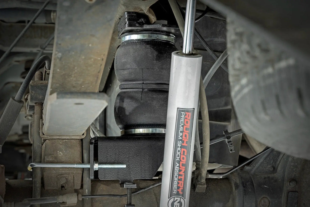Air Spring Kit w/compressor | Ford F-250/F-350 Super Duty (05-16)