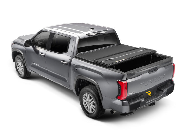 Extang 14-22 Toyota Tundra avec système de rails (caisse de 6 pi 7 po) ALX à pliage solide