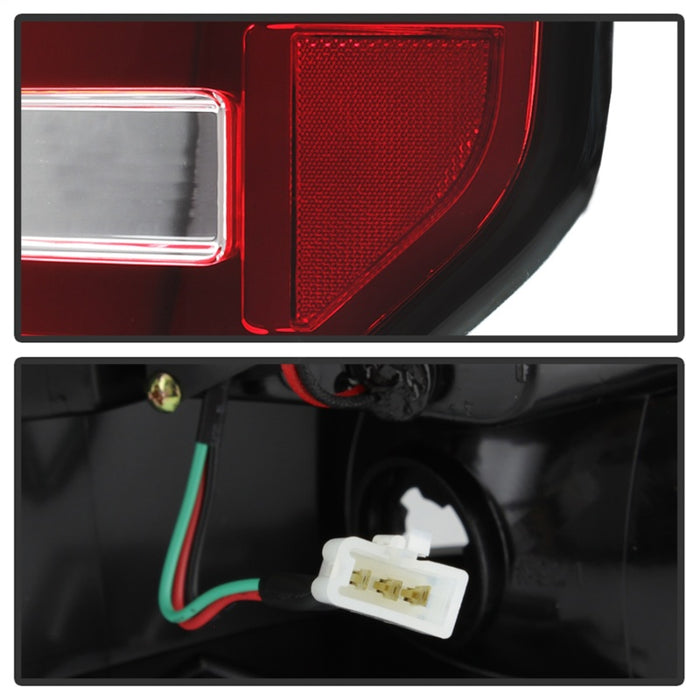 Barre lumineuse LED arrière Spyder 09-14 Ford F150 V2 - Rouge transparent (ALT-YD-FF15009V2-LBLED-RC)