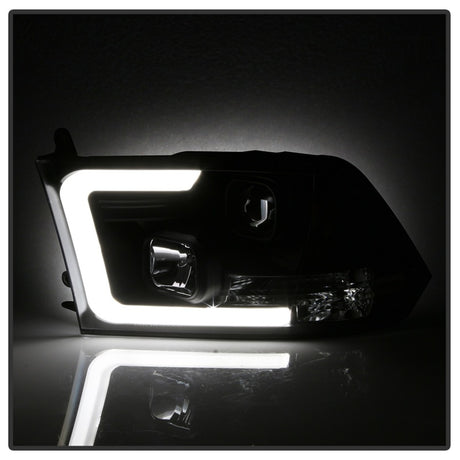 Phares Spyder 09-16 Dodge Ram 1500 Version 2 Barre lumineuse DRL Noir PRO-YD-DR09V2-LBDRL-BK