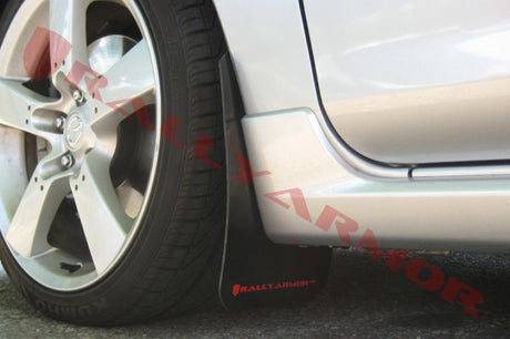 Bavette garde-boue noire UR Rally Armor 04-09 Mazda3/Speed3 avec logo rouge
