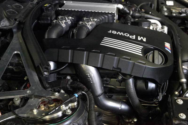 Kit de tuyau de charge de refroidisseur intermédiaire turbo AEM 07-10 BMW 335I L6-3.0LF/I