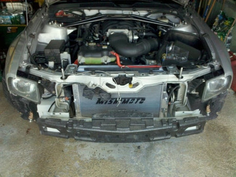 Radiateur manuel en aluminium Mishimoto 05+ Ford Mustang