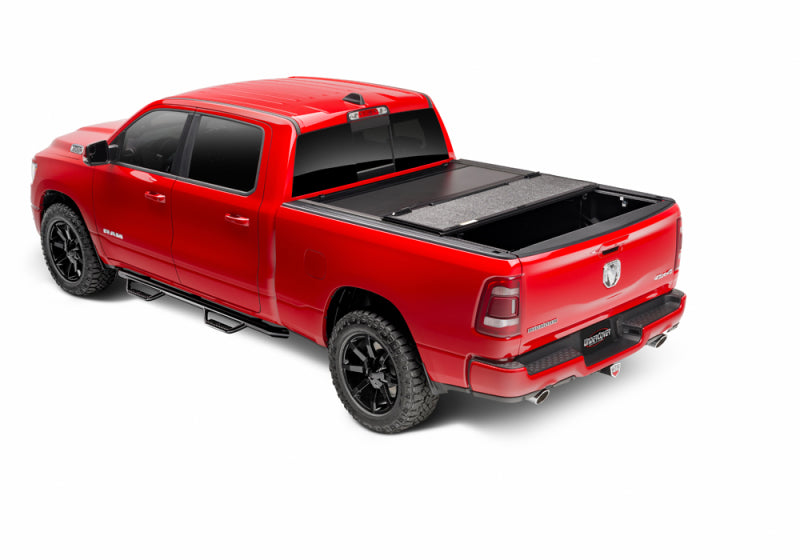 UnderCover 09-18 Ram 1500 (sans Rambox) (19+ Classic) Housse de caisse Ultra Flex de 5,7 pieds - Finition noir mat