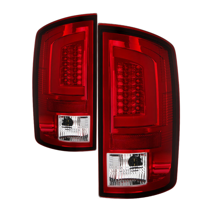 Feu arrière à LED Spyder 03-06 Dodge Ram 2500/3500 V3 - Rouge transparent (ALT-YD-DRAM02V3-LBLED-RC)