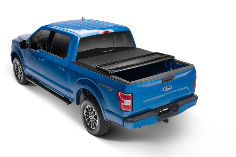 Lund 22-23 Nissan Frontier 5ft. Bed - Genesis Tri-Fold Tonneau Cover - Black