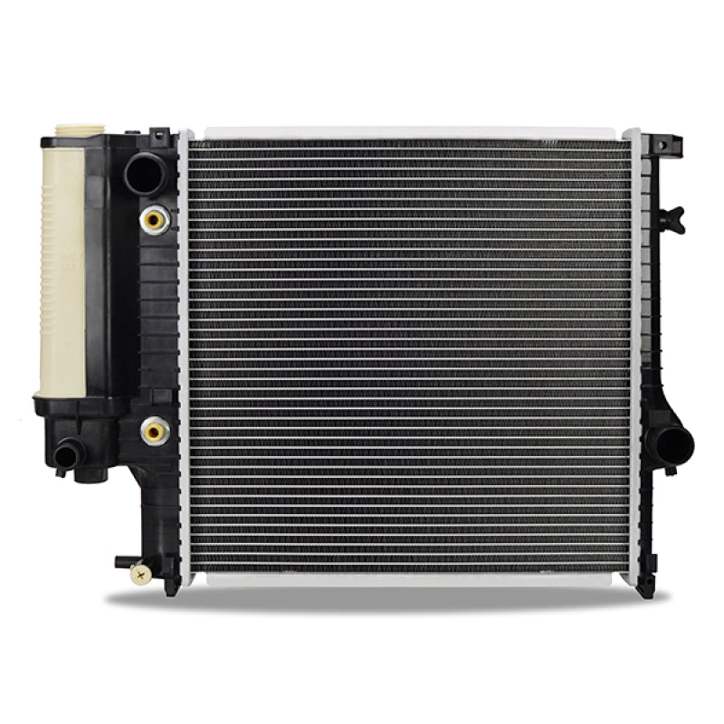Remplacement du radiateur automatique Mishimoto 91-99 BMW 318i/is/ti