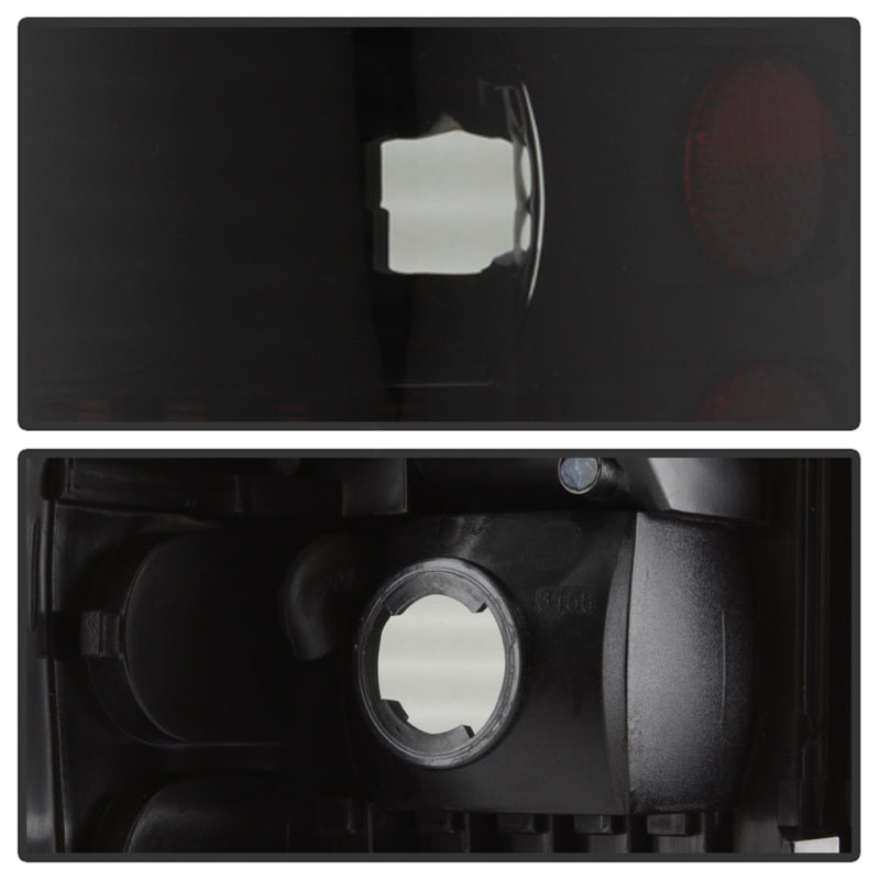 xTune Dodge Ram 1500 94-01 Feux arrière - Barre lumineuse LED - Noir ALT-ON-DRAM94V3-LBLED-BSM