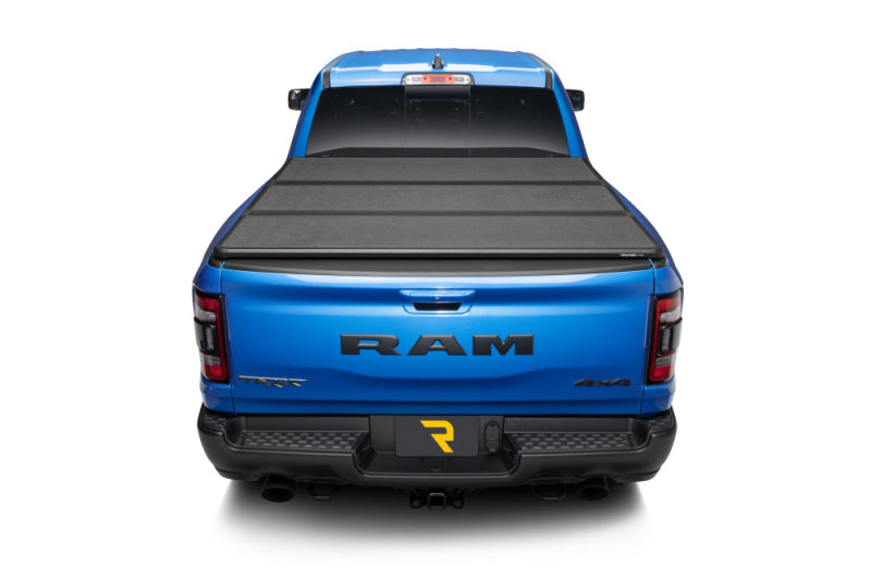 Extang 19-23 Dodge Ram avec nouvelle carrosserie RamBox (caisse de 5 pi 7 po) ALX solidement repliable