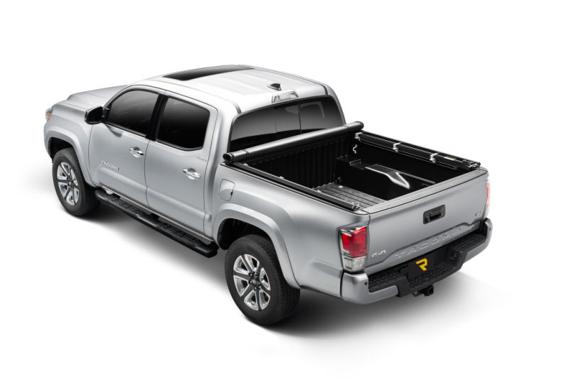 Housse de caisse TruXport pour Toyota Tundra 2022+ sans système de rails de pont, 5 pi 6 po