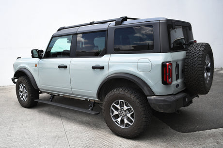 Kit de marchepieds électriques Go Rhino 21-23 Ford Bronco 4 portes E-BOARD E1 (sans perçage) - Tex. Blk